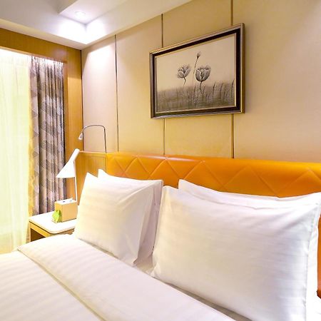 Royal Dragon Hotel Macau Buitenkant foto