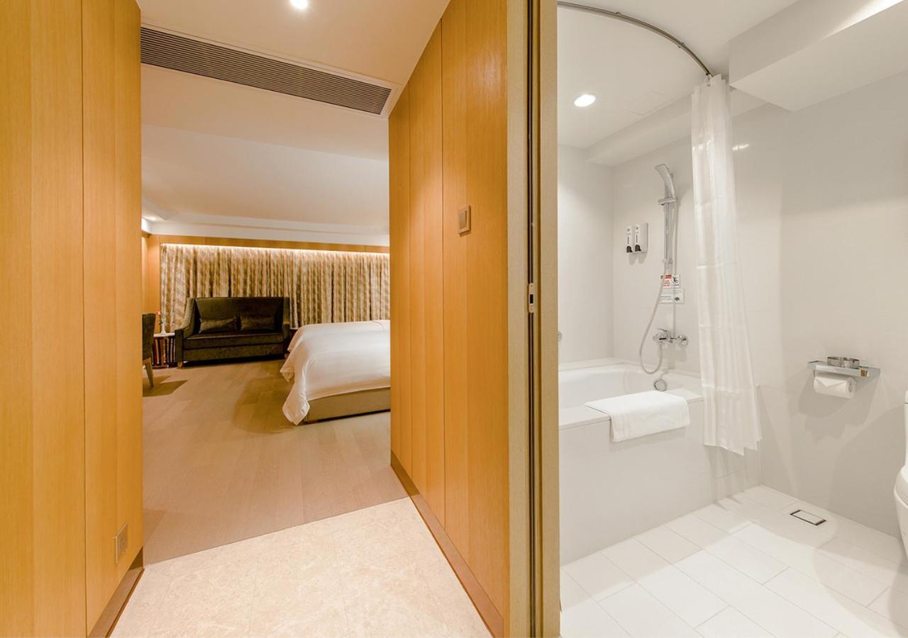 Royal Dragon Hotel Macau Buitenkant foto