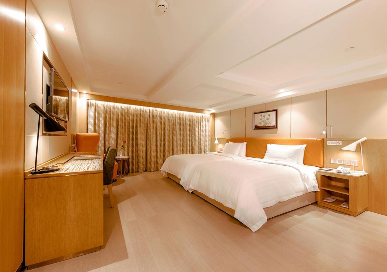 Royal Dragon Hotel Macau Buitenkant foto