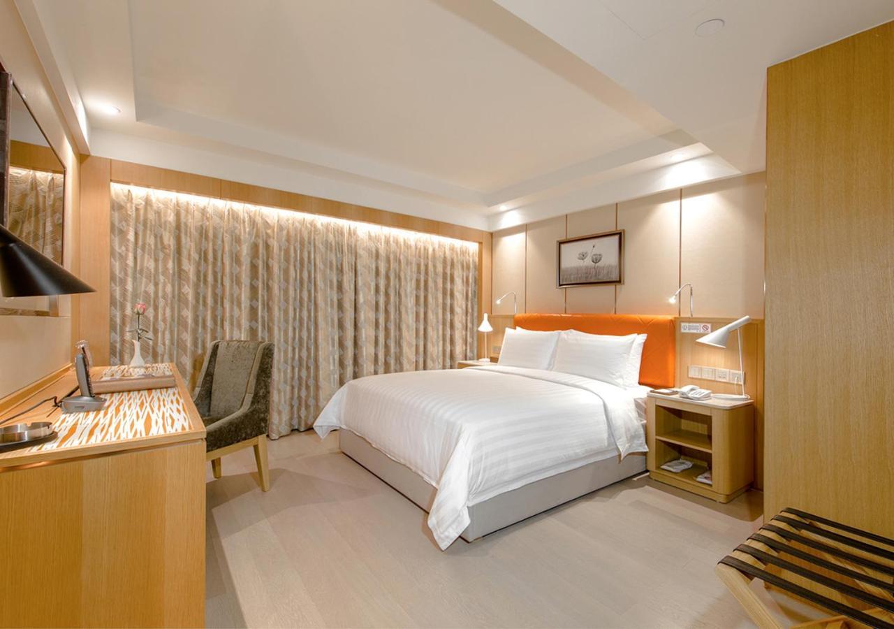 Royal Dragon Hotel Macau Buitenkant foto