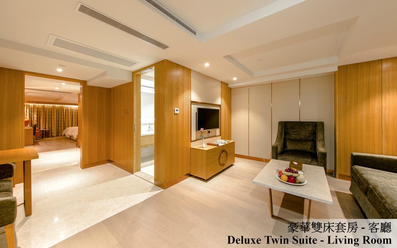 Royal Dragon Hotel Macau Buitenkant foto
